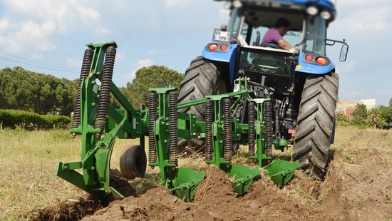 Automatic Plough with Vertical Spring