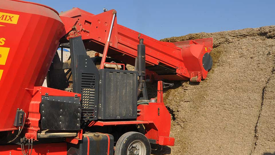 Self Propelled Mixer Feeders |MASTERMIX 12 | |MASTERMIX 14 | |MASTERMIX 16 |