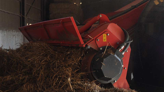 Self Propelled Mixer Feeders |MASTERMIX 12 | |MASTERMIX 14 | |MASTERMIX 16 |