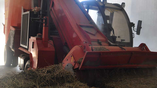 Self Propelled Mixer Feeders |MASTERMIX 12 | |MASTERMIX 14 | |MASTERMIX 16 |